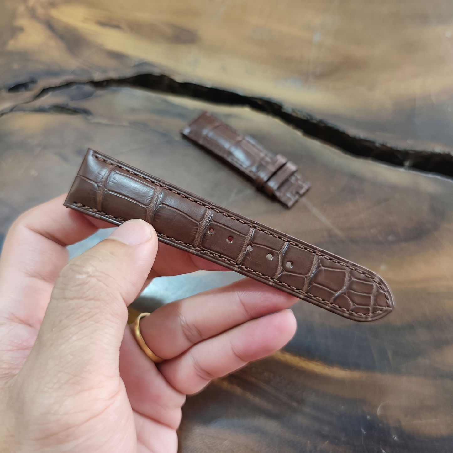 Alligator Watch Strap Handmade | Bespoke Chocolate Brown Watch Band for Men | Leather Strap | Luxury Gift