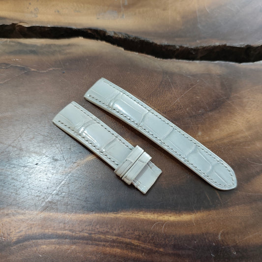 Light Grey Alligator Leather Watch Strap by Thor Leather Craft - detail view 2