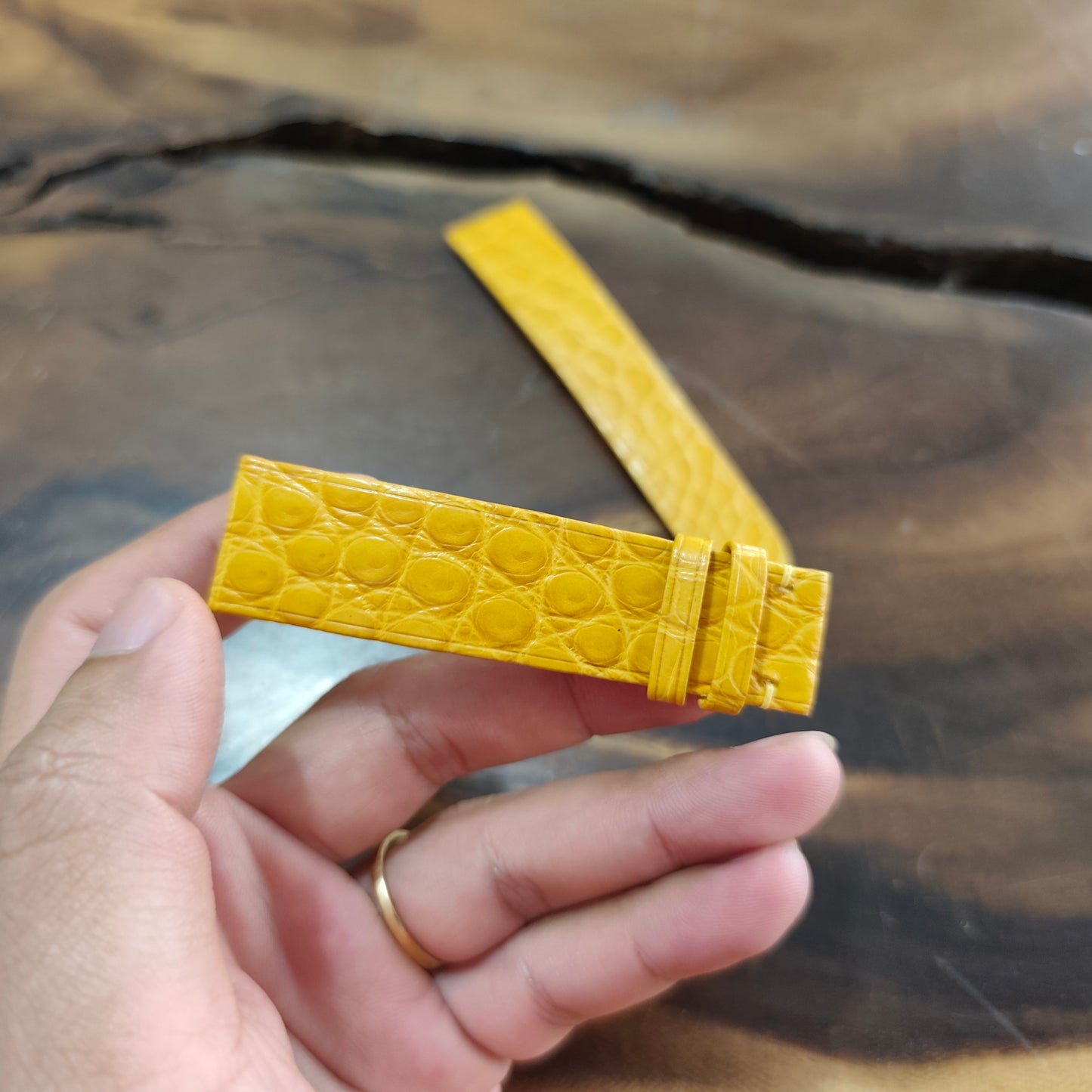 Alligator Watch Strap Handmade | Bespoke Light Yellow Watch Band for Men | Leather Strap | Luxury Gift