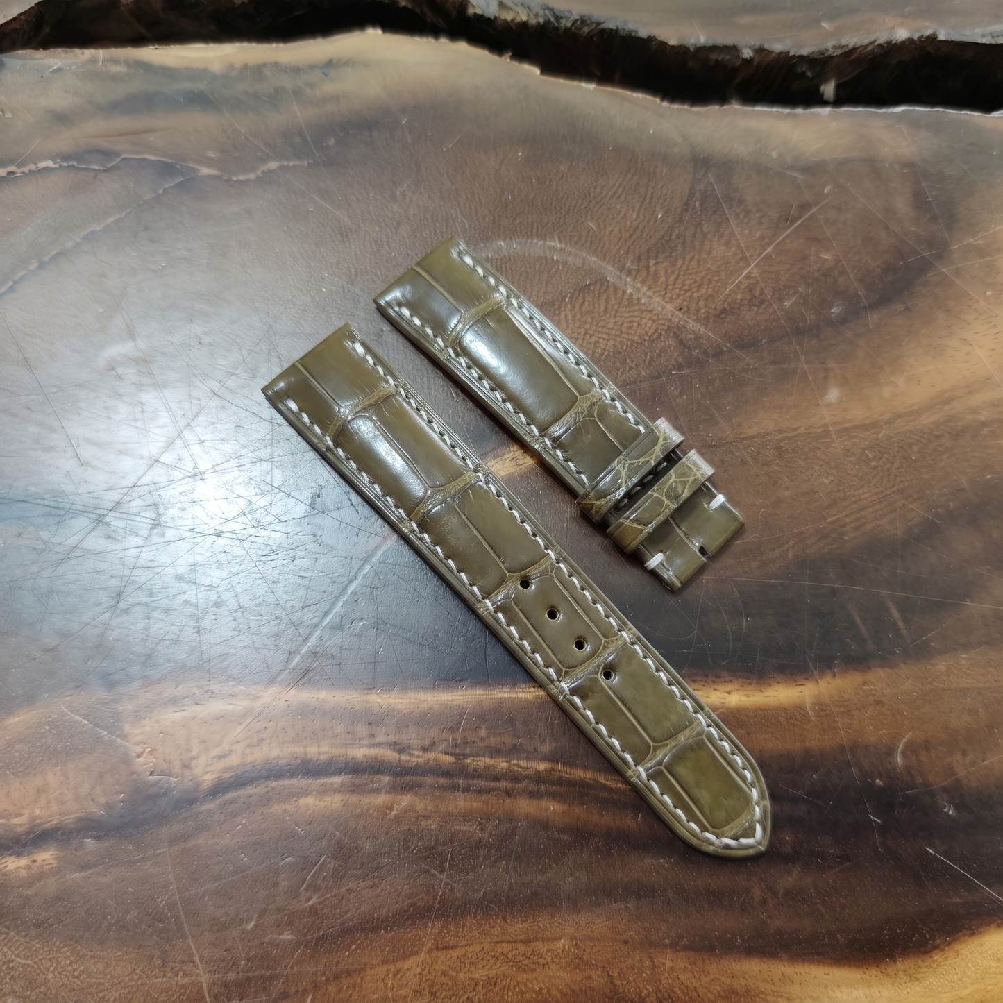Alligator Watch Strap Handmade | Bespoke Olive Watch Band for Men | Leather Strap | Luxury Gift