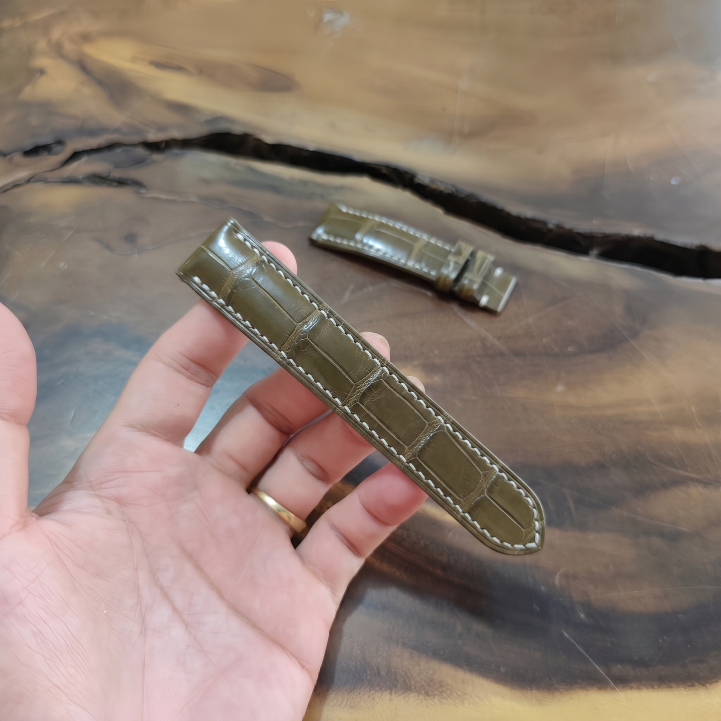 Alligator Watch Strap Handmade | Bespoke Olive Watch Band for Men | Leather Strap | Luxury Gift