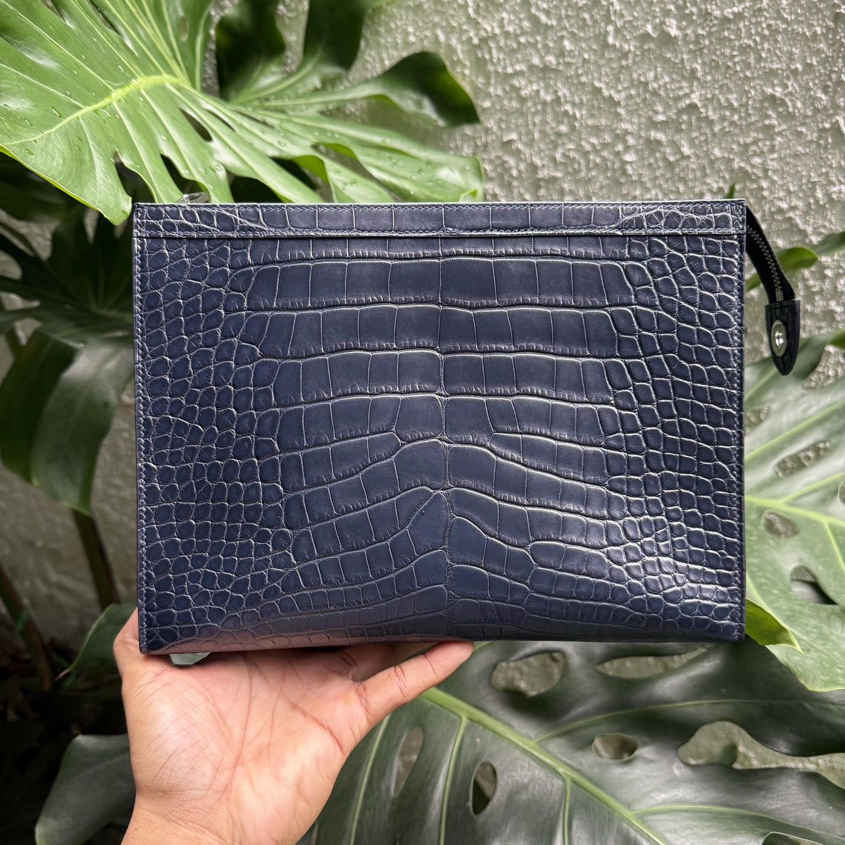 Portfolio Alligator Leather Clutch Bag - Style 2 by Thor Leather Craft - detail view 3